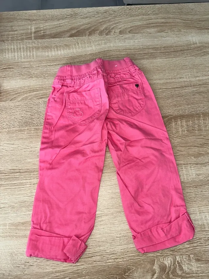 Vend pantalon rose marque vertbaudet taille 3 ans bonne état - photo numéro 2