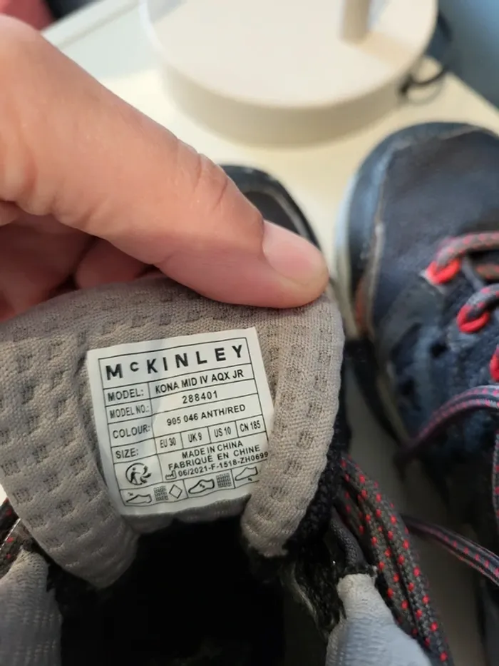 Chaussures de randonnée Mc Kinley taille 30 - photo numéro 6