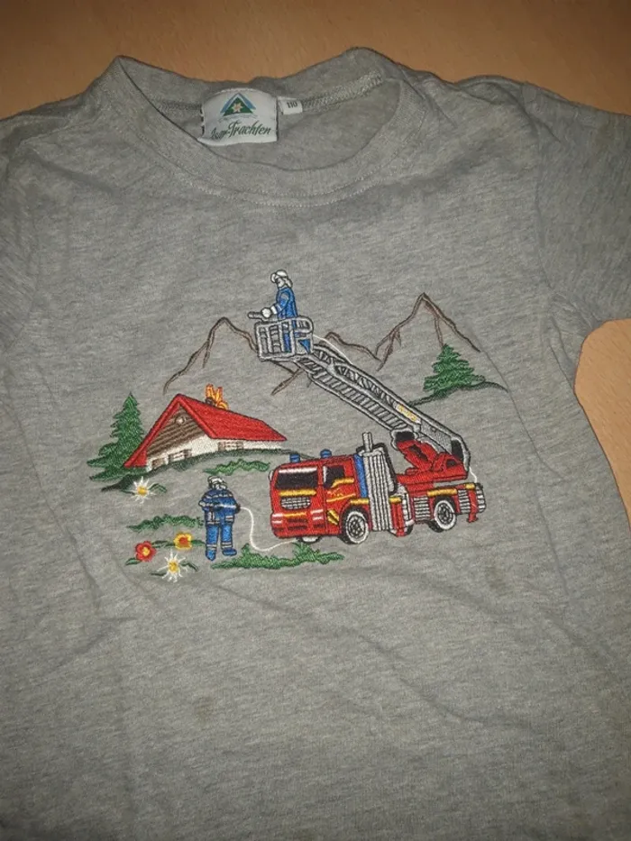 Tee-shirt 110 cm - photo numéro 2