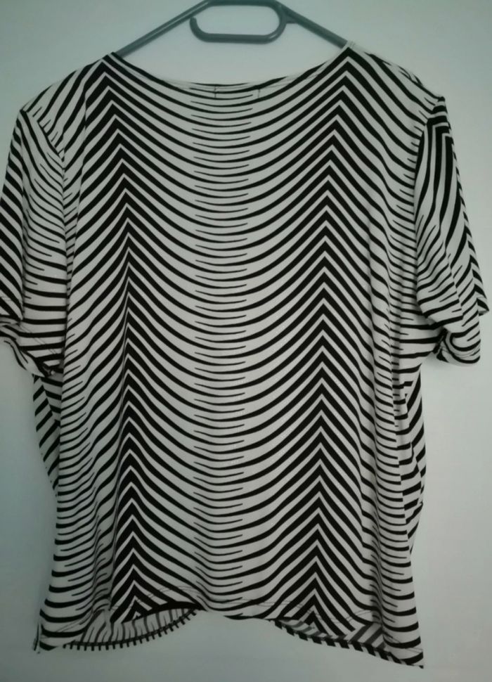 T shirt TEO  T 44 - photo numéro 2