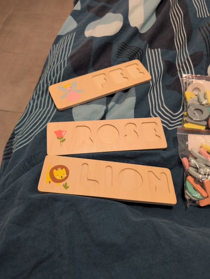 Puzzle mot en bois Vertbaudet - photo numéro 2