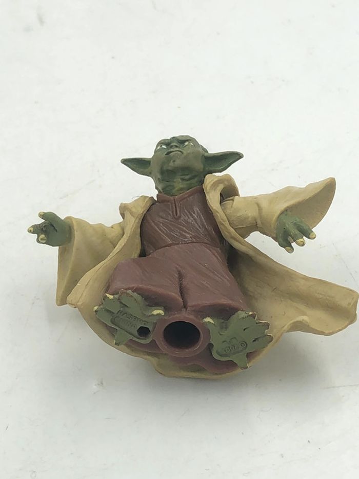 Figurine Star Wars Yoda articulé 5 cm LFL 2001 Hasbro - photo numéro 6