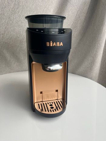 Préparateur biberon beaba milkeo plus 