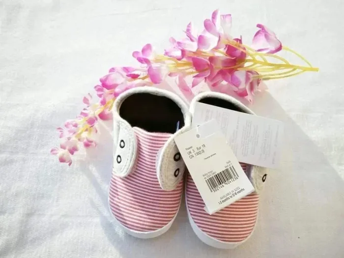 Magnifique petite chaussure pointure 19 - photo numéro 2