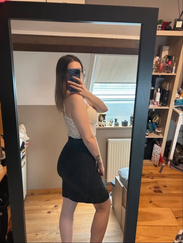 Robe dentelle noir taille S - photo numéro 3