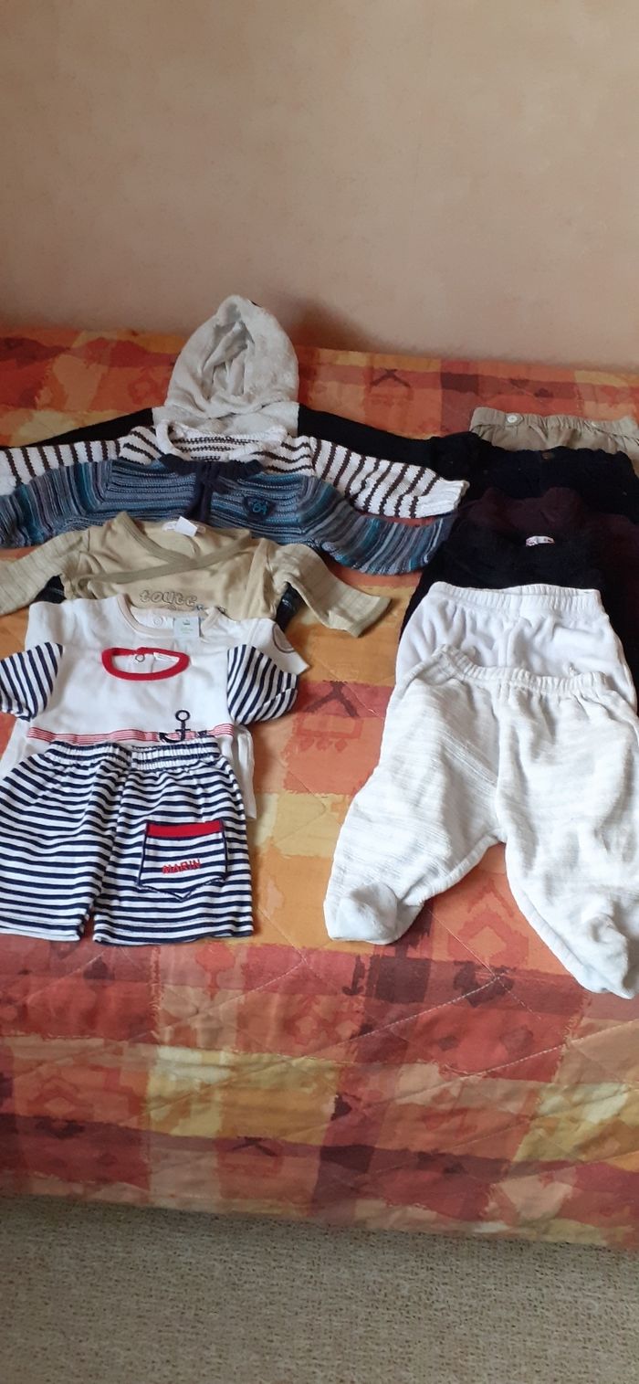 Un lot vêtements bébé  3mois - photo numéro 2