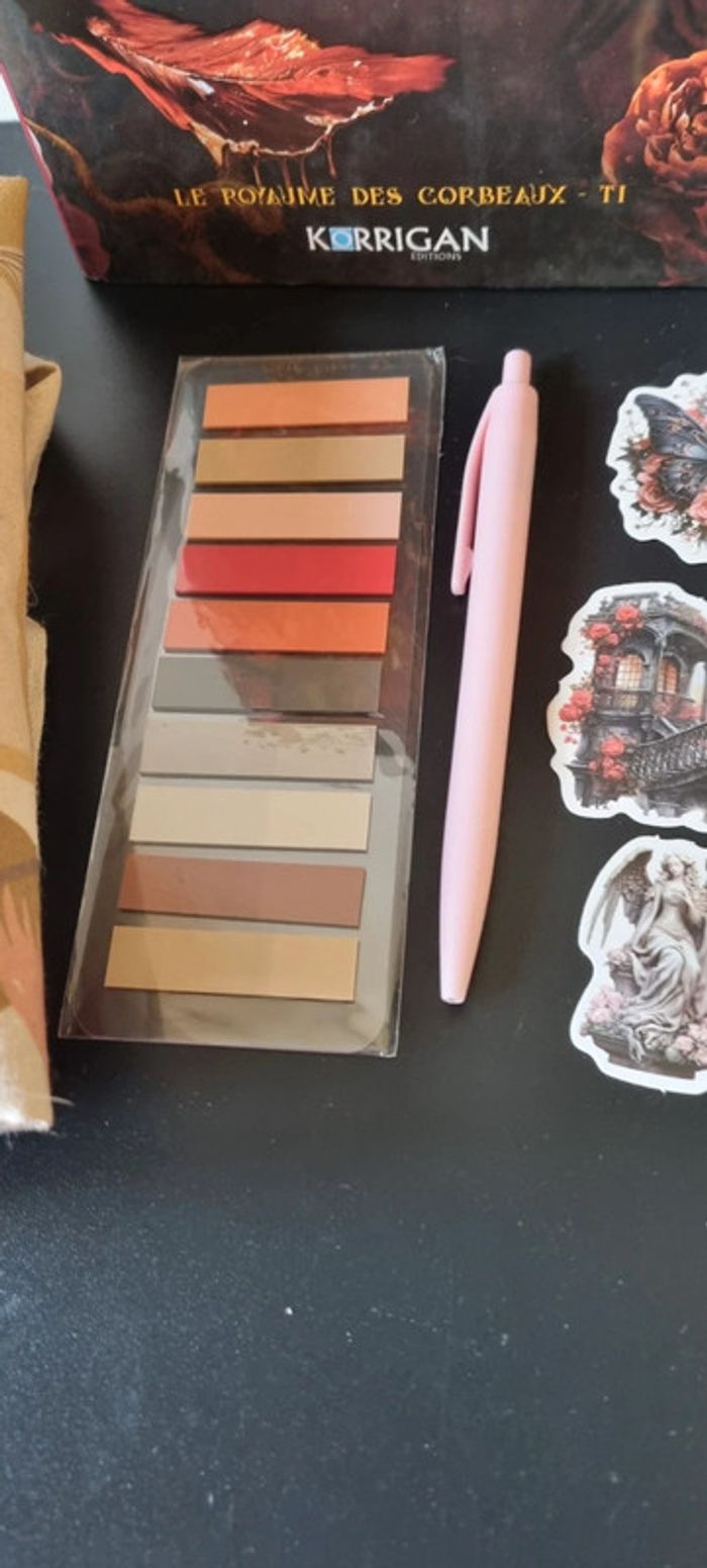 Box La Maison aux ailes déployées + Goodies - photo numéro 13