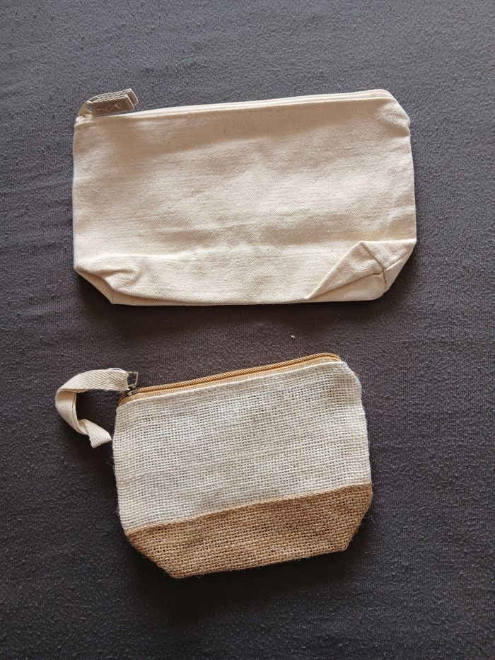 2 pochettes - photo numéro 2