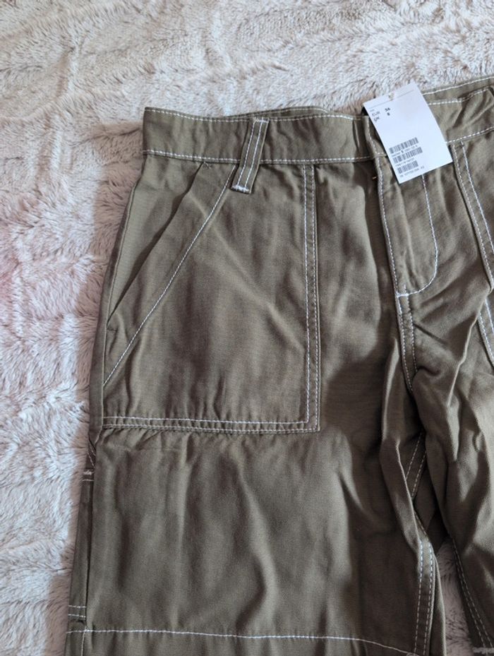 Short h&m. Neuf. Taille 36. Femme - photo numéro 3
