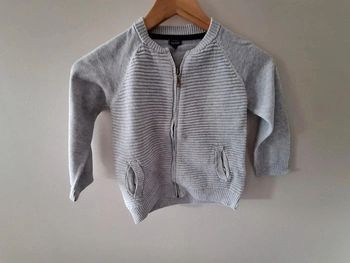 Gilet zippé gris Kiabi 5 ans