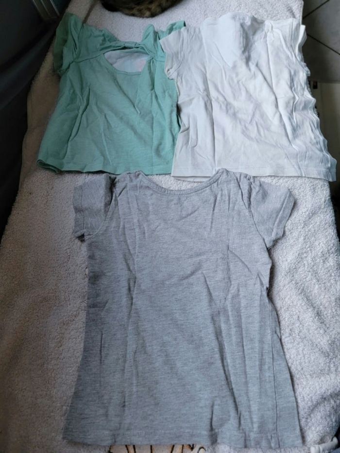 Lot de 7 tee-shirts été fille 4 ans - photo numéro 3