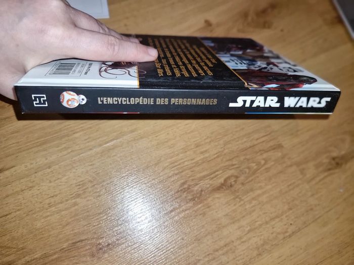 Star Wars l'encyclopédie des personnages / tous les personnages de la Saga - photo numéro 2