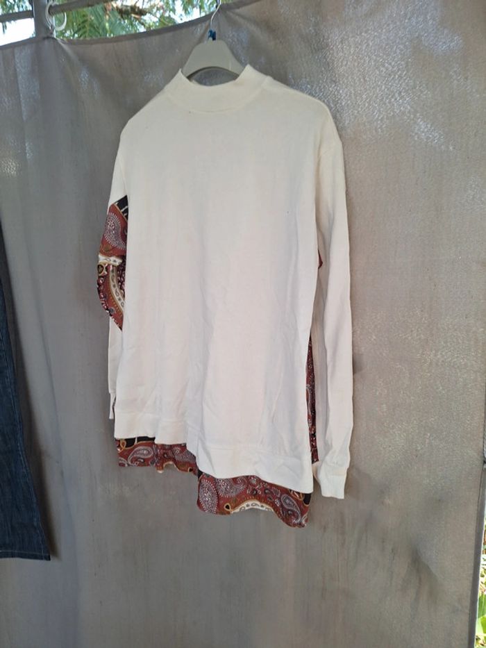 Sweat blanc avec motif - photo numéro 2