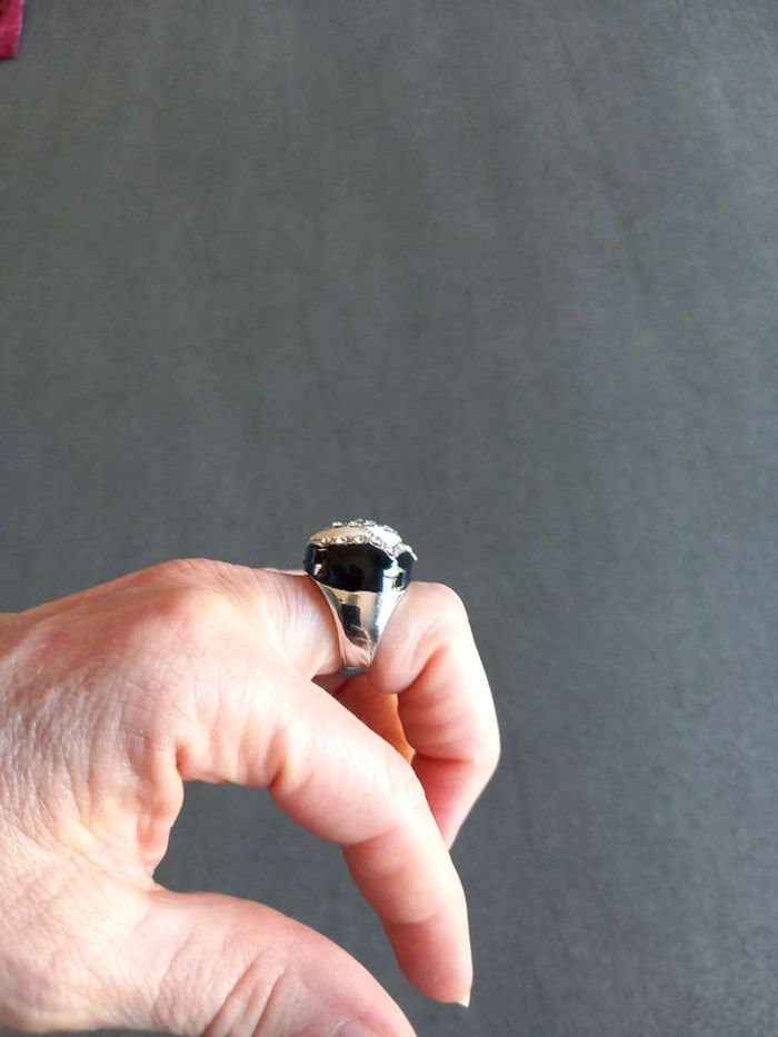 Bague noire et blanche avec strass - photo numéro 6