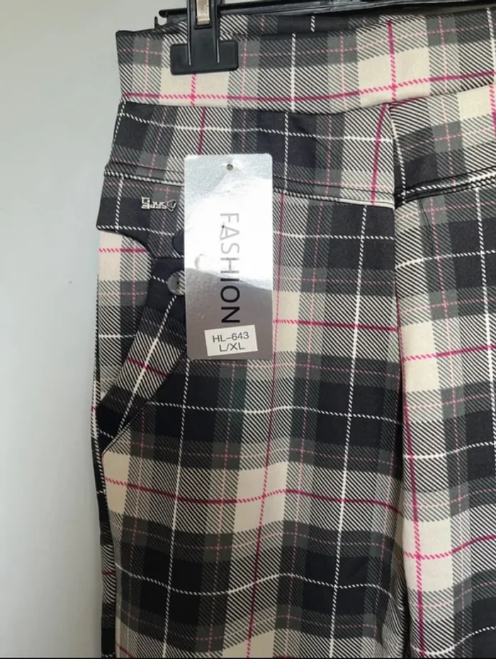 Pantalon à carreaux - photo numéro 3