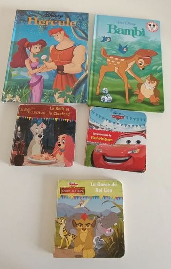Lot de 5 livres Disney Hercule Bambi et autres