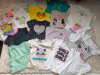 Lot de 17 t-shirts 6 ans fille