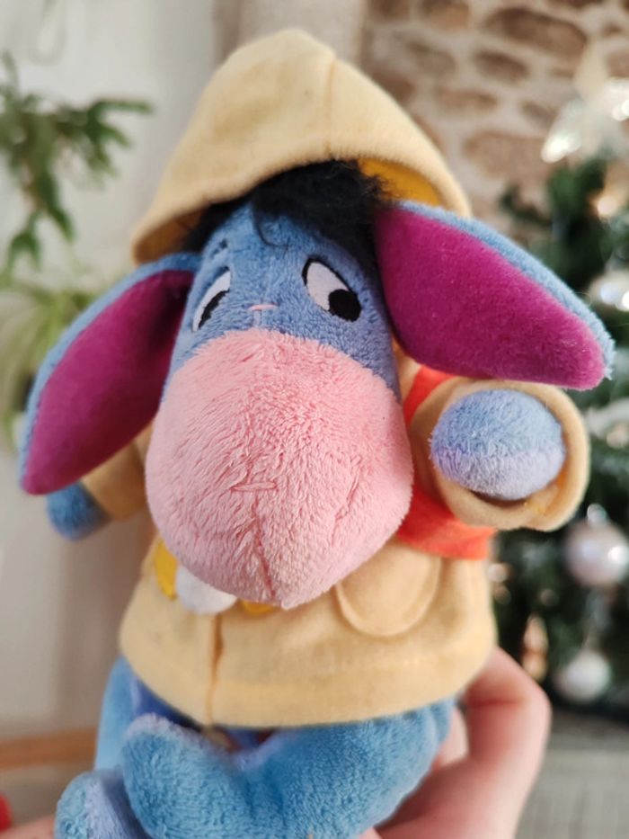 Peluche bourriquet avec manteau et sac a dos Tigrou - photo numéro 3