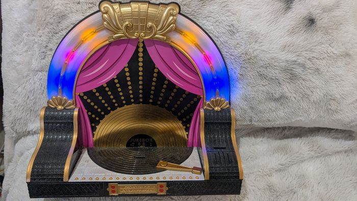 Podium Jukebox LoL musical - photo numéro 3