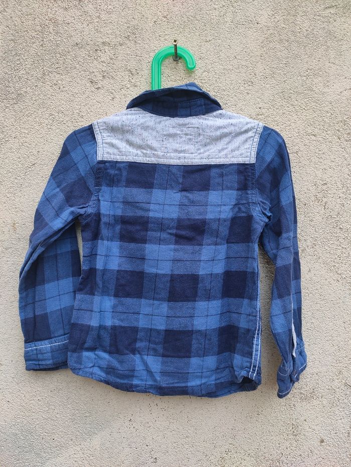 Chemise a carreaux taille 6 ans - photo numéro 2