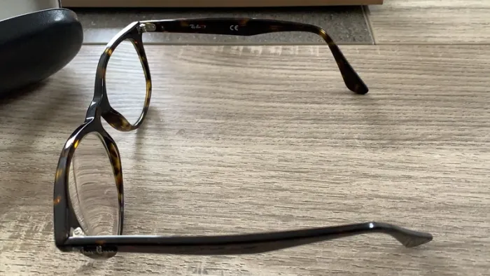Monture Rayban marron écaillée avec boîtier rigide - photo numéro 4