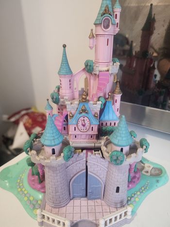 Château Disney princesse – type Polly Pocket – vintage