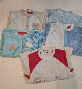 Lot de 5 pyjamas grenouillères garçon taille 6 mois Tissaia