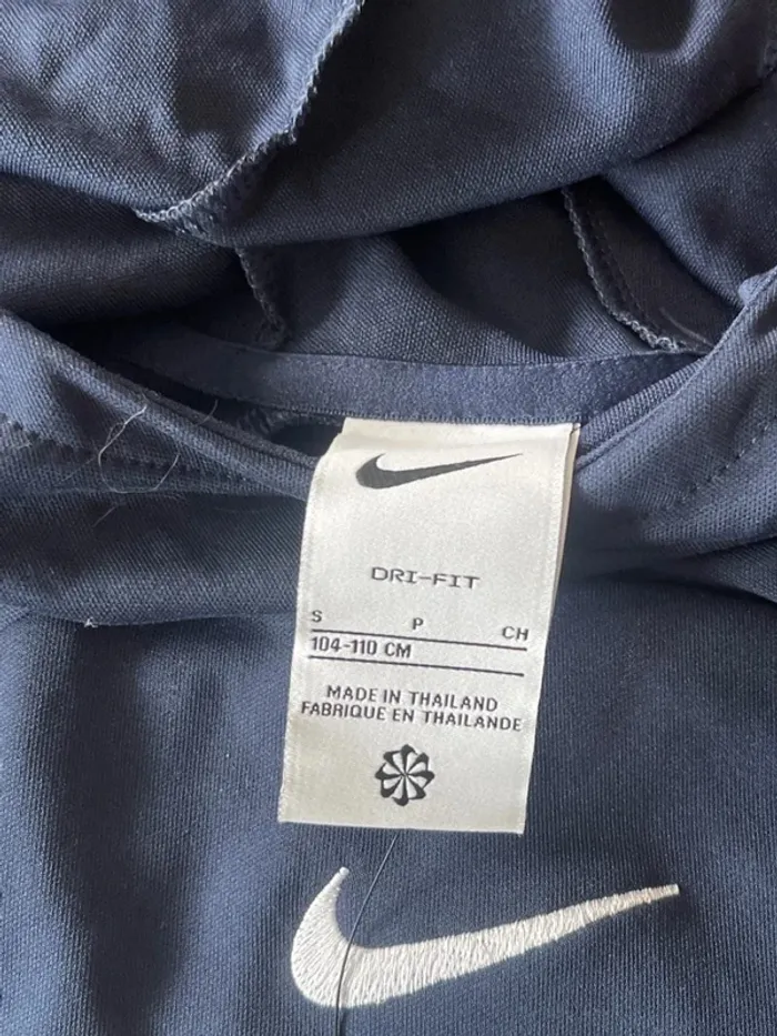 Pull Nike - photo numéro 5