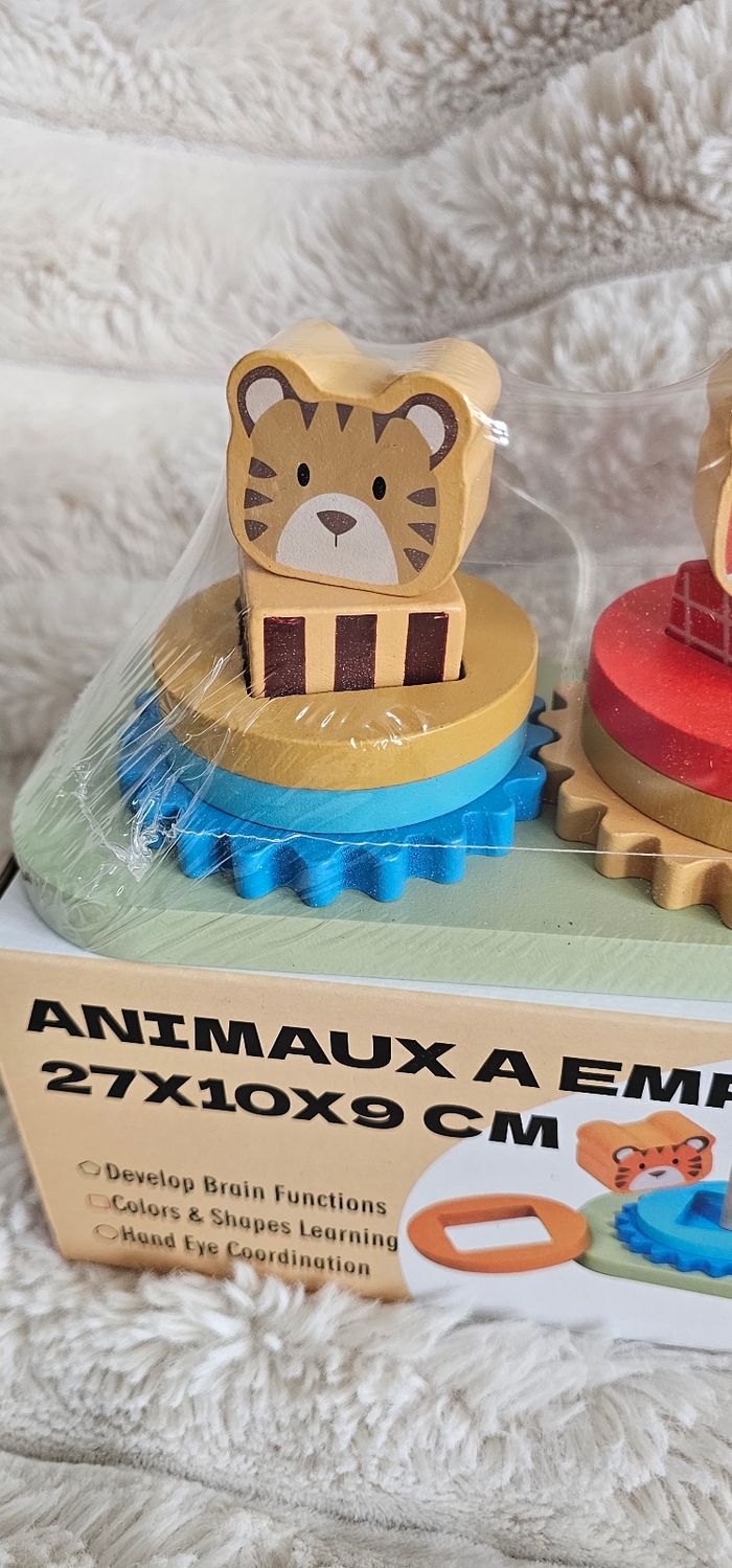 Jouet d'éveil en bois - Animaux a empiler Neuf - photo numéro 2