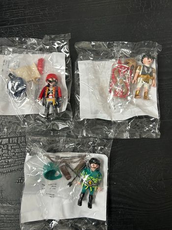 Lot Playmobils neufs