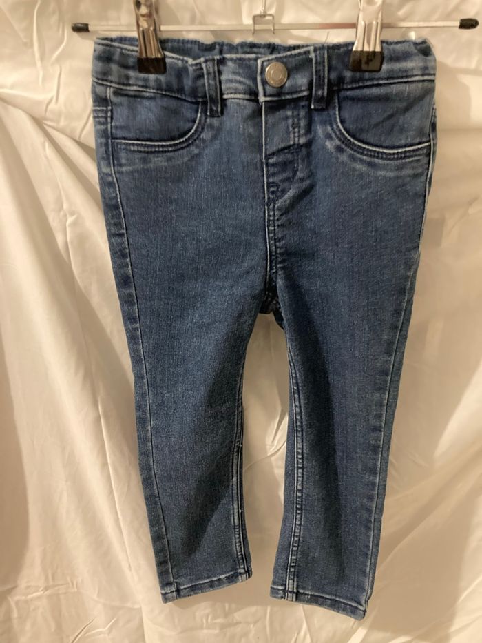 Jean slim bleu bébé – Zara – Taille 2 ans – Très bon état - photo numéro 3