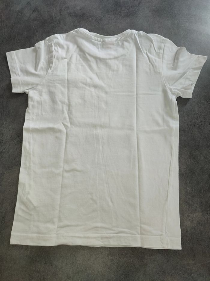 t-shirt blanc avec une petite poche - photo numéro 3