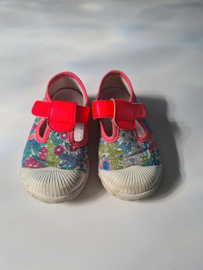 Belles chaussures Jacadi 22