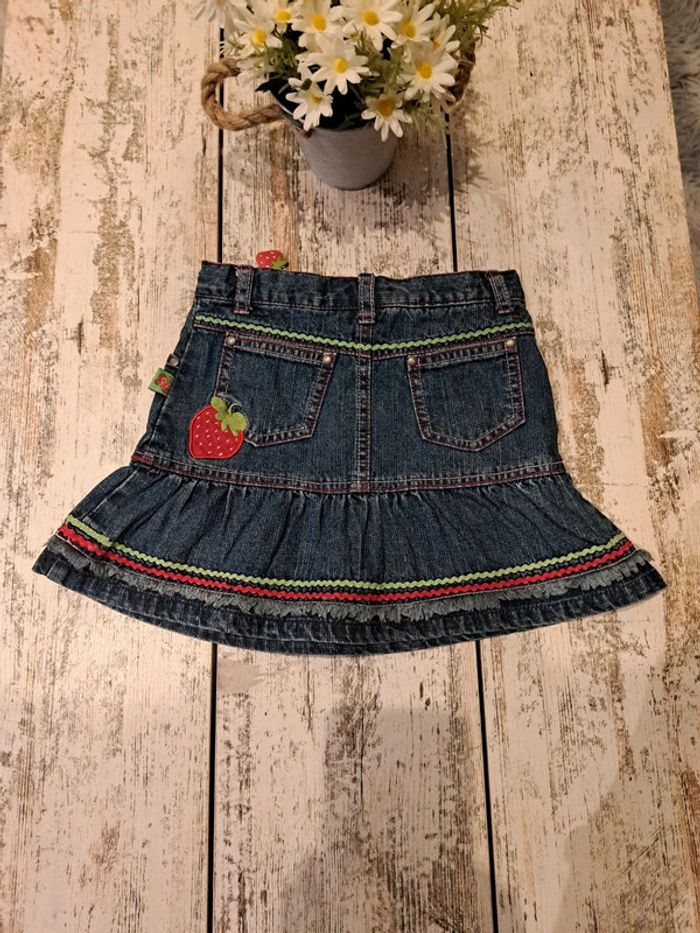 Jupe jean brodé Charlotte aux fraises - photo numéro 5