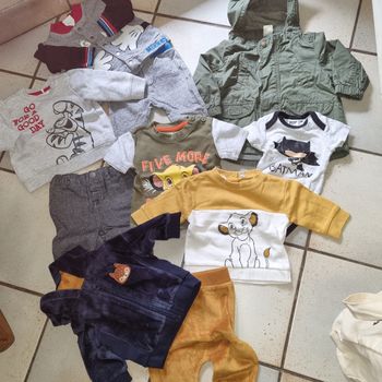 lot de vêtements garçon taille 3 mois