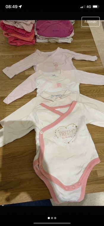 Bodies manches longue 1 mois