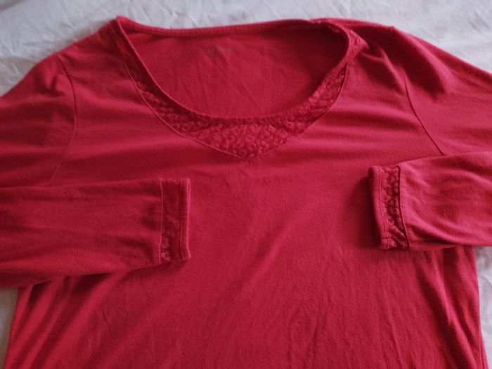 Tee shirt rouge - photo numéro 2