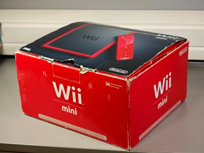 Console Nintendo Wii Mini avec manette et boîte / Garantie 1 an - photo numéro 14