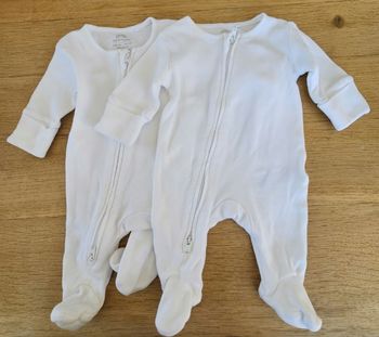 Lot 2 pyjamas