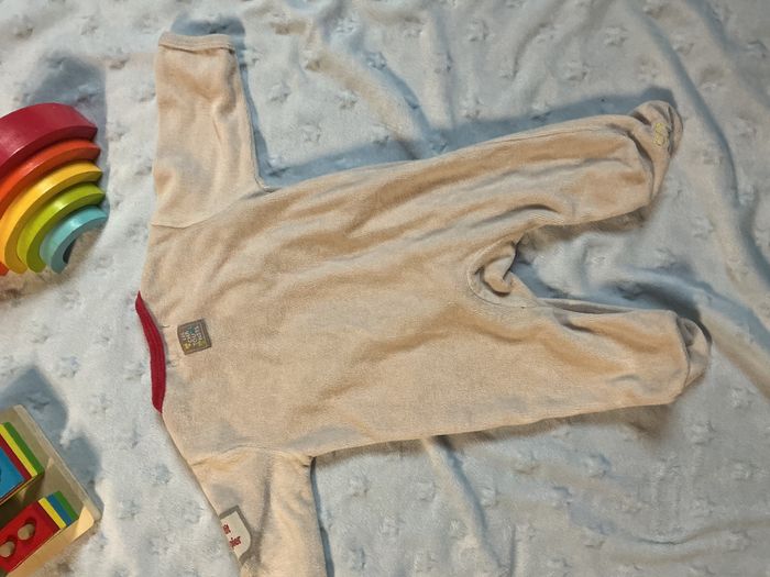 pyjama grenouillère en velours beige et rouge ouverture devant 1 mois les chatounets - photo numéro 9