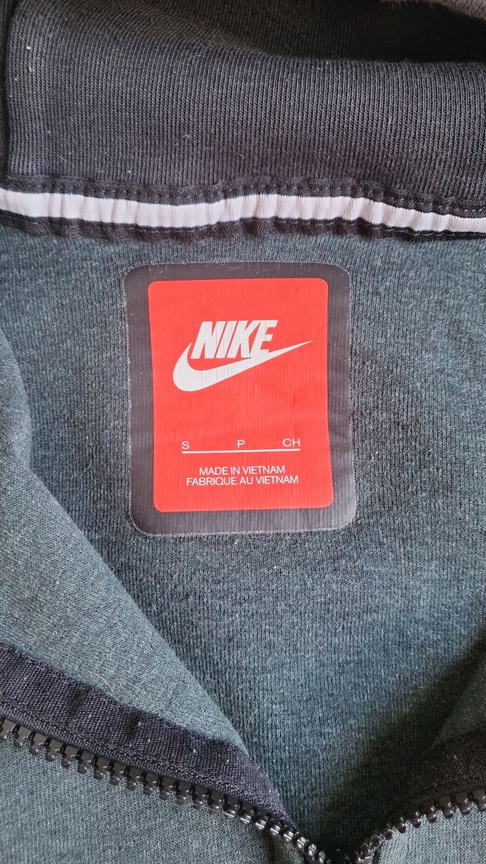 Veste nike - photo numéro 3