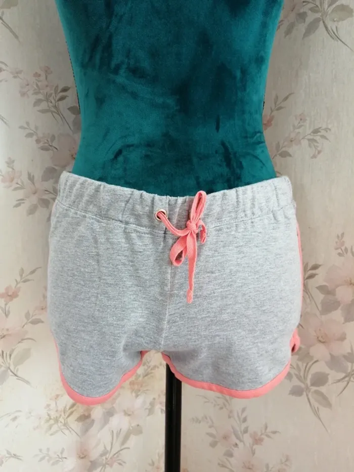 Short gris avec détails corail / one & unik / (M) - photo numéro 2