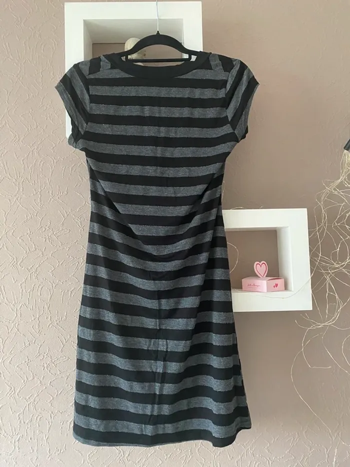 Robe d’été taille 42 - photo numéro 2