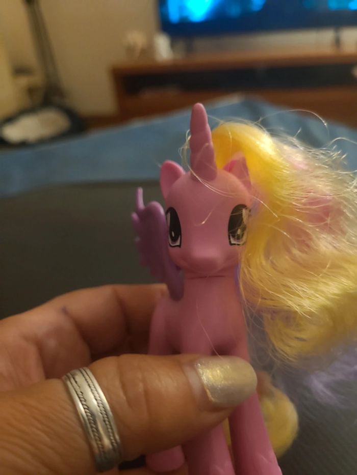 petit poney licorne ailé - photo numéro 2