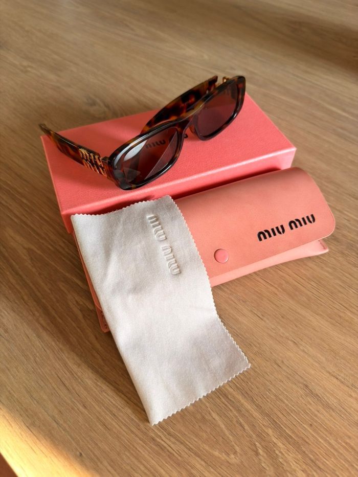 Lunette de soleil léopard mui mui - photo numéro 2