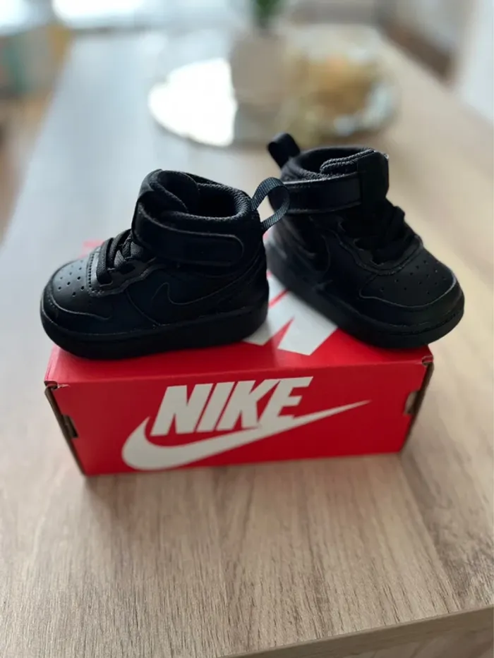 Basket Nike montante bébé