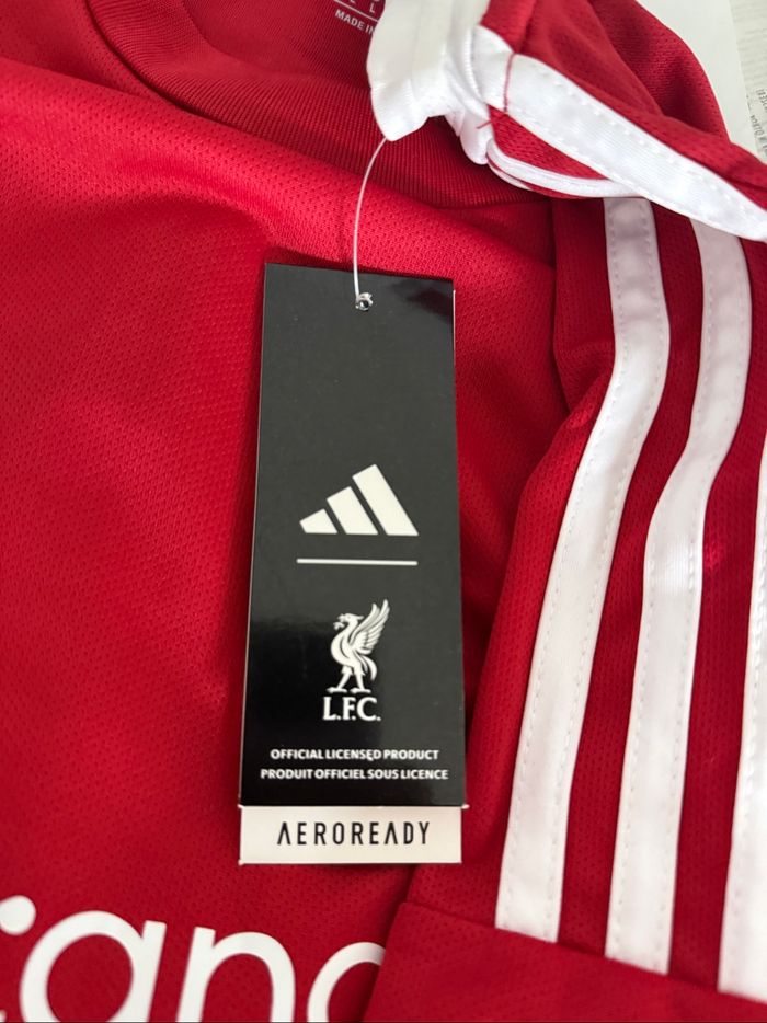 Maillot foot Liverpool - photo numéro 9