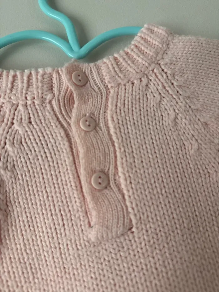 👚 pull sans manche hiver - bébé fille -1 mois -54 cm - kitchoun-très bon état - photo numéro 7