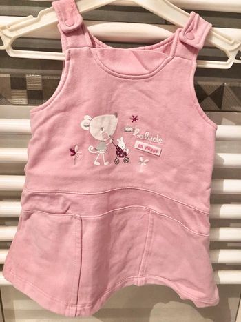 Robe taille 6 mois en tbe à 3 euros