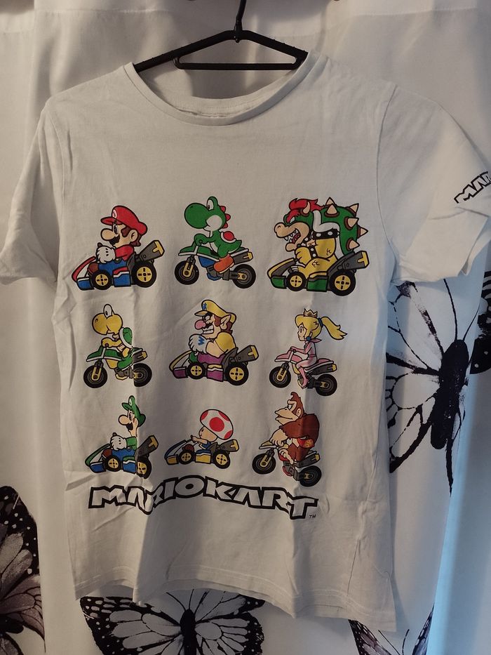 T shirt Mario  11/12 ans